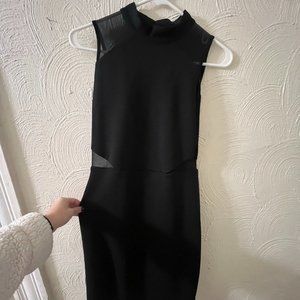 LITTLE BLACK DRESS - Size Medium